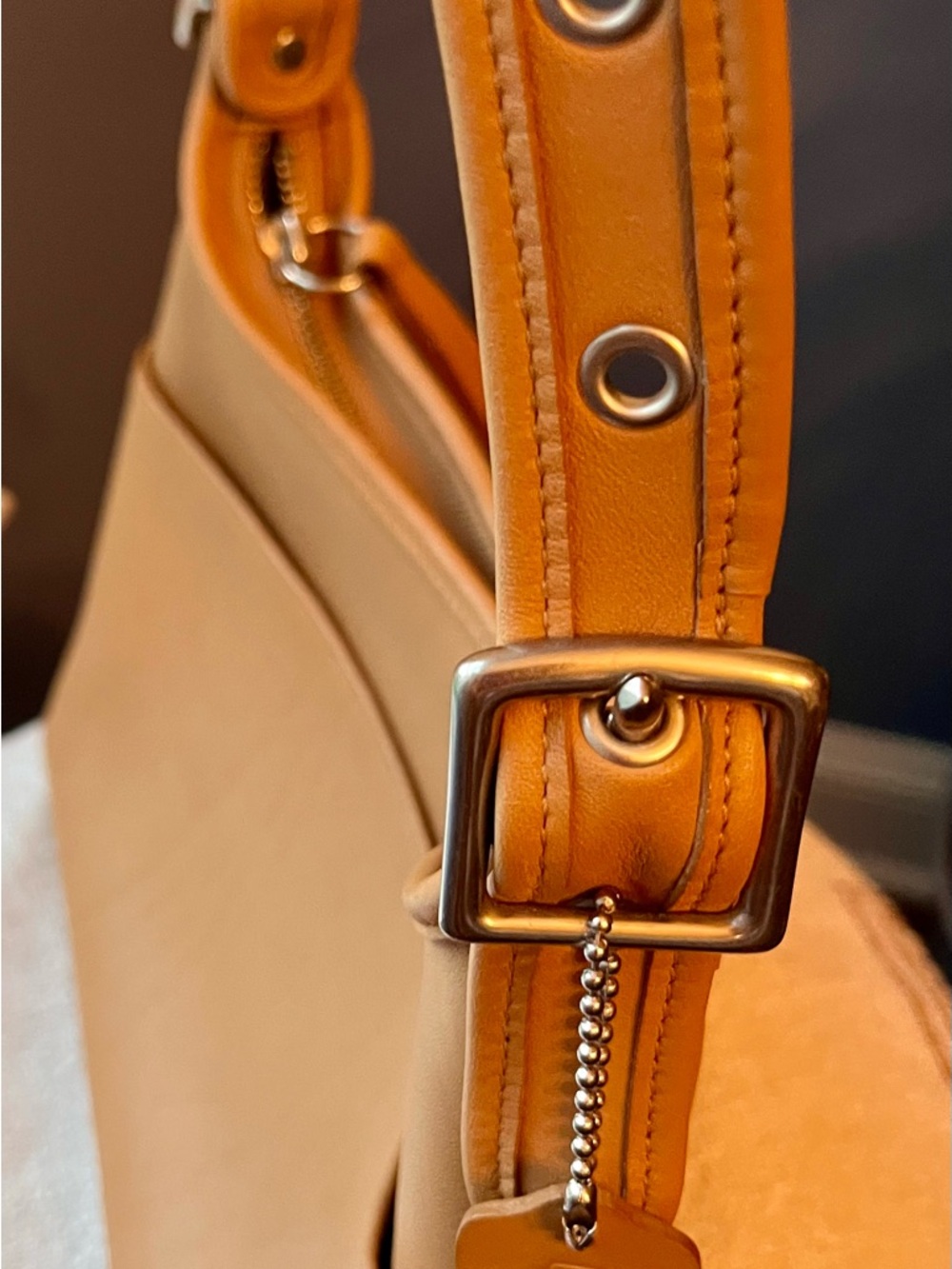 Vintage Coach Camel Legacy Zip
Hobo No. 9136 w/nickel
New without tags - Picture 7 of 16